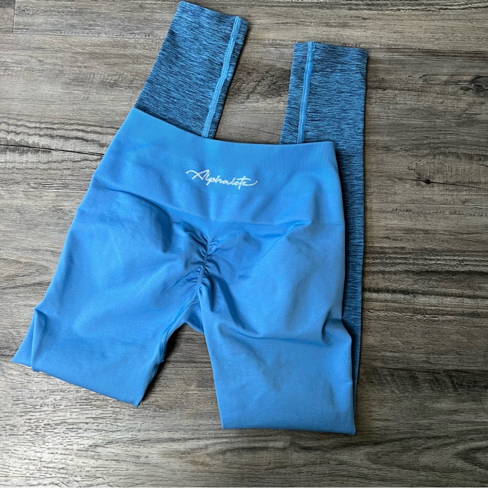 Alphalete ombré leggings